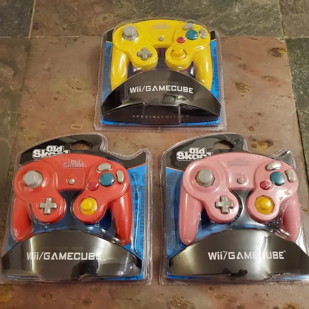 3 Gamecube Controllers - 3 Colors Bundle (NEW) - Red Pink Yellow - Nintendo
